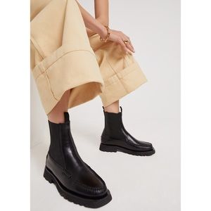 Here U Chelsea calf boots black leather size 39